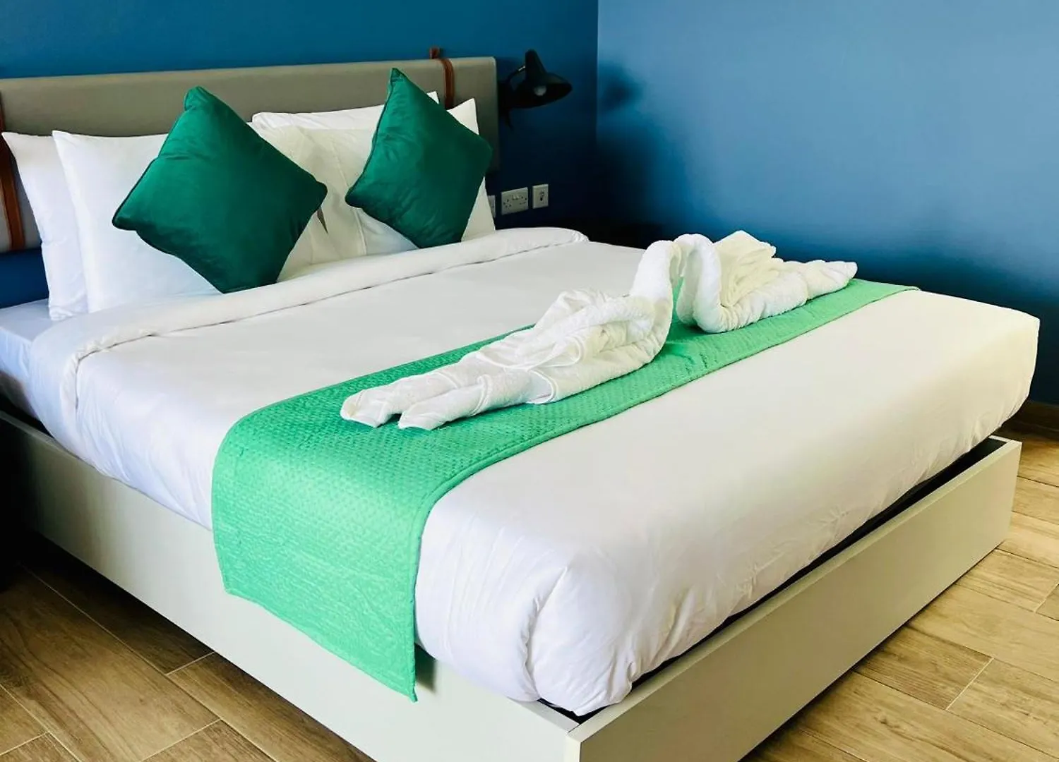 South32 Hotel Birżebbuġa
